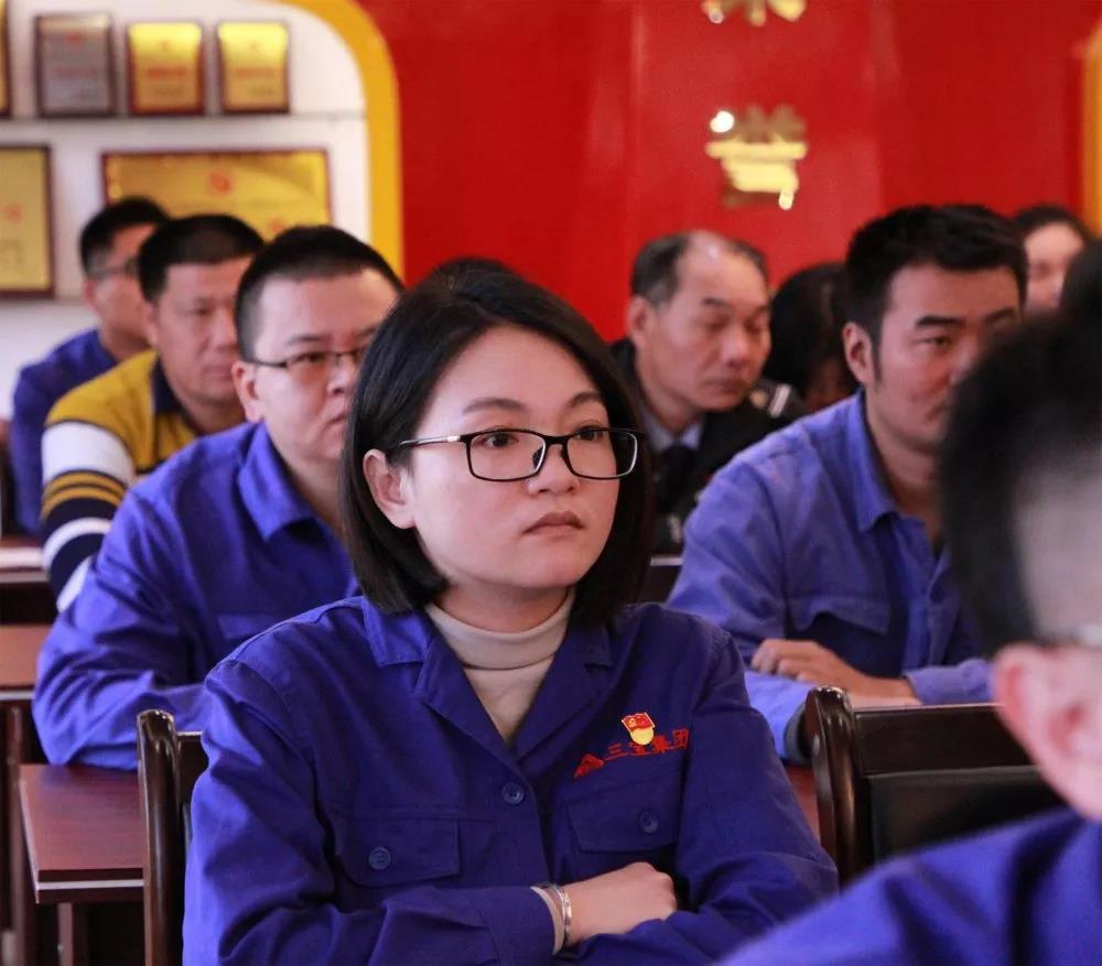 党员立潮头，领跑领先锋之二十九｜蔡艺玲：守望初心不放松，“钢花管家”有奇招